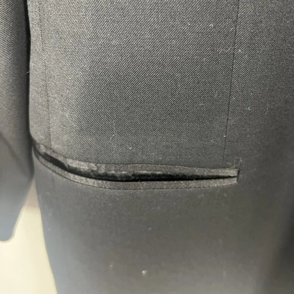VTG Hugo Boss 40 R‎ Super 100 Virgin Wool Gentleman's Dinner Tuxedo Jacket Prom